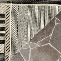 Safavieh Courtyard Collection Santos Stripe Indoor/Outdoor Square Area Rug
