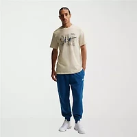 Nike Mens Crew Neck Short Sleeve Classic Fit Graphic T-Shirt