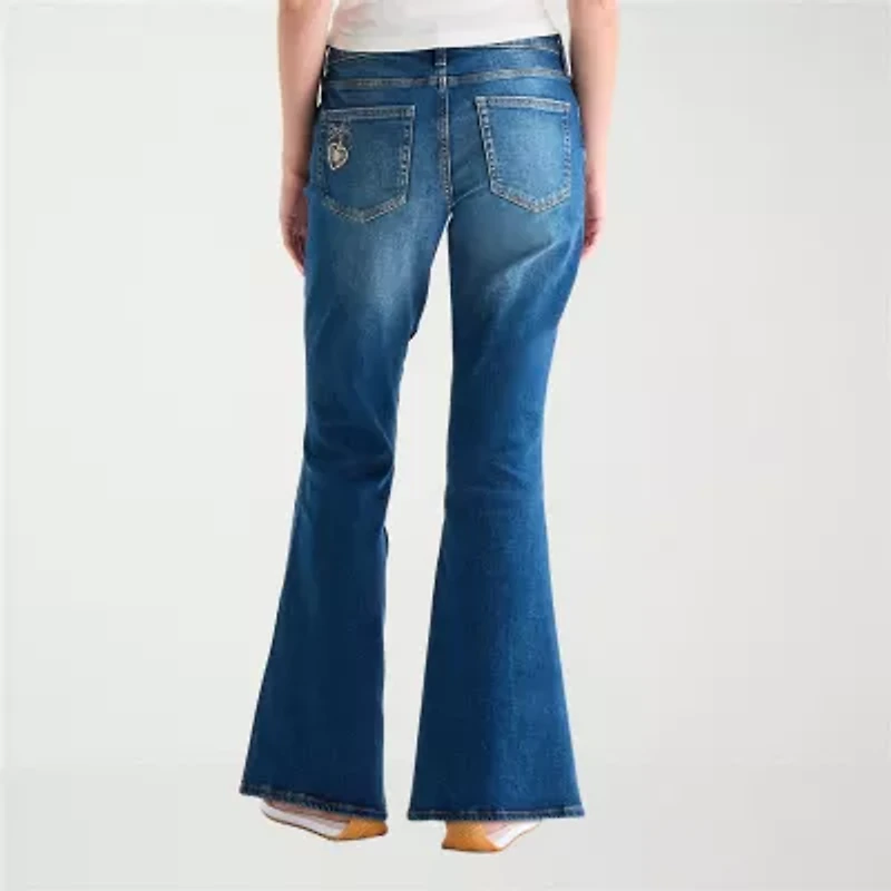 Arizona Womens Juniors Short Low Rise Stretch Fabric Flare Leg Jean