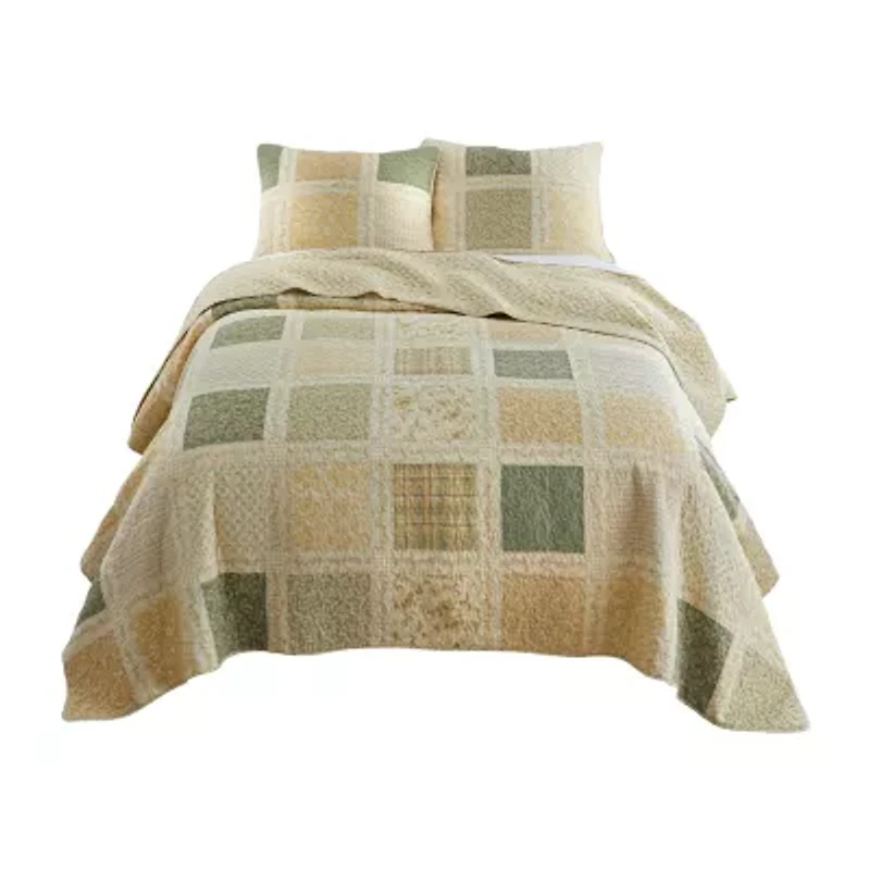 Donna Sharp Meadow Easy Care Quilt Set