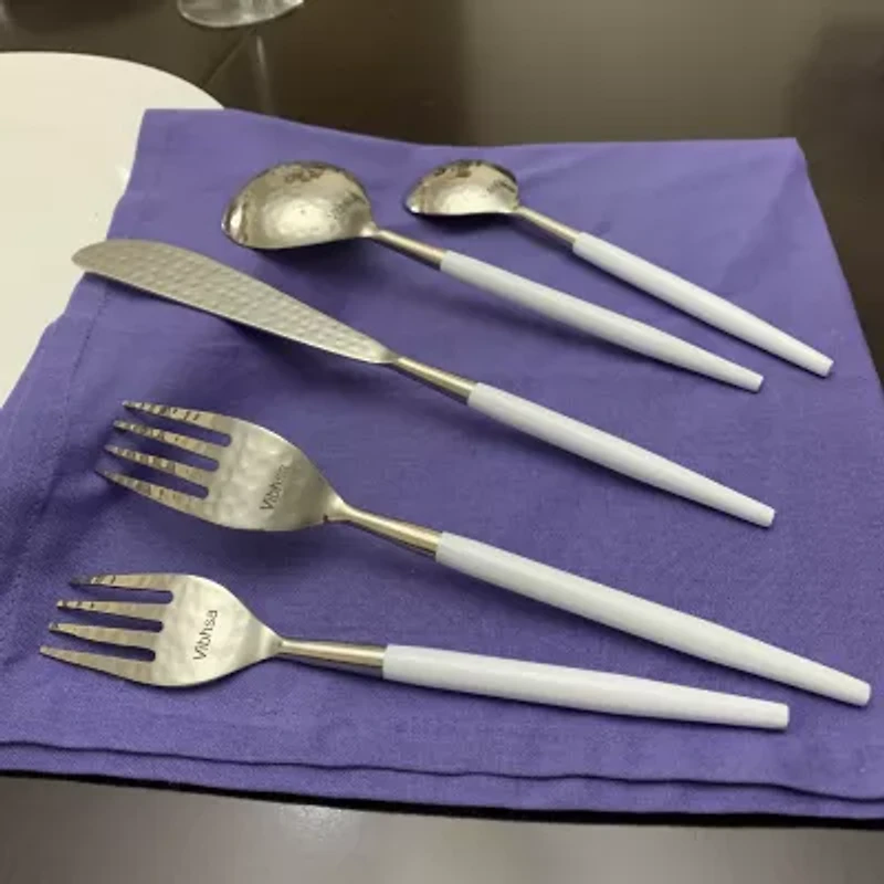 Vibhsa White Hammared 20-pc. Flatware Set