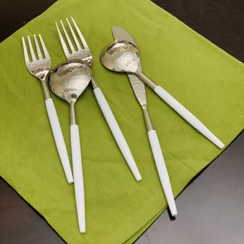 Vibhsa White Hammared 20-pc. Flatware Set