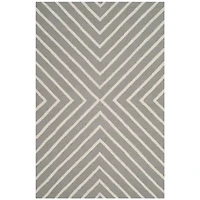 Safavieh Kids Collection Seachlann Geometric Area Rug