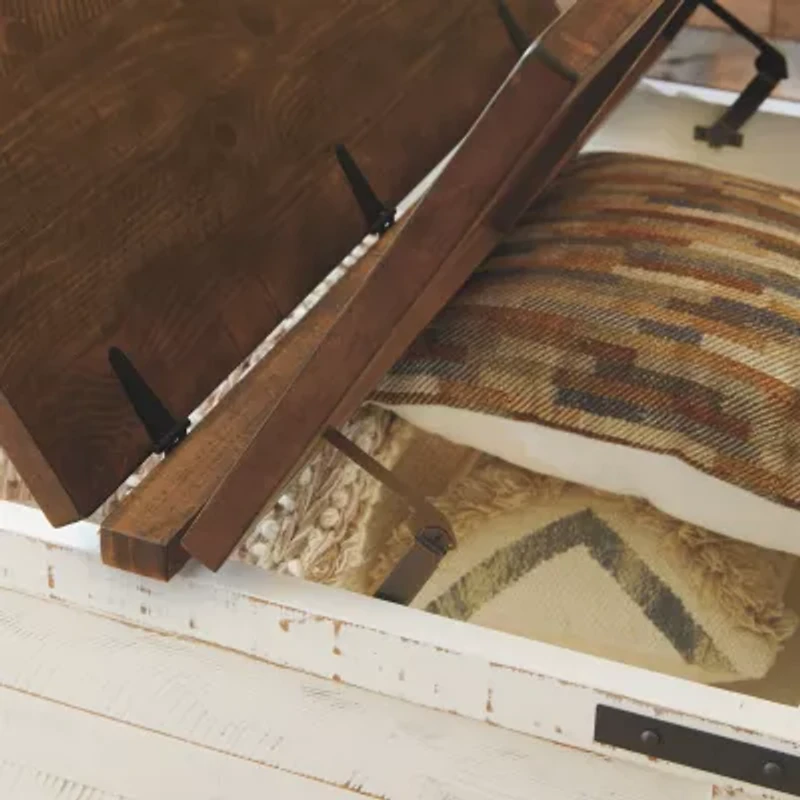 Signature Design by Ashley® Wystfield Lift-Top Coffee Table