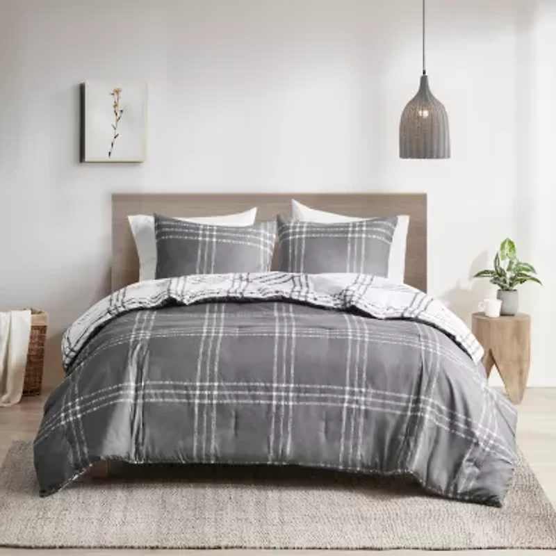 Intelligent Design Plaid Midweight Reversible Down Alternative Comforter Set