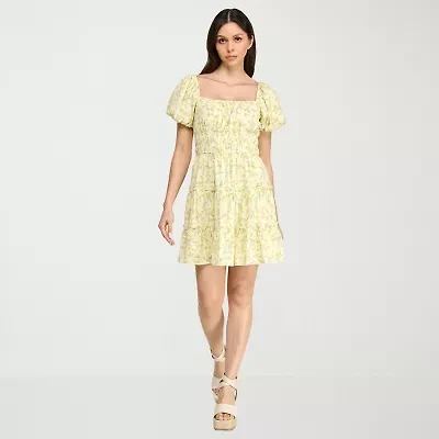 Trixxi Womens Juniors Short Sleeve Floral Fit + Flare Dress