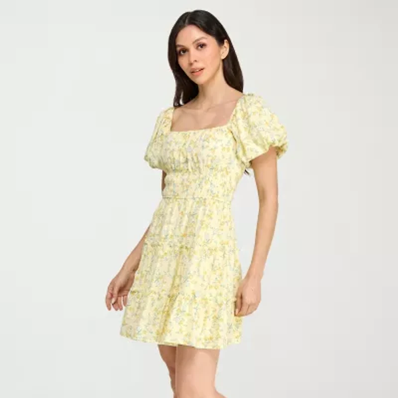 Trixxi Womens Juniors Short Sleeve Floral Fit + Flare Dress