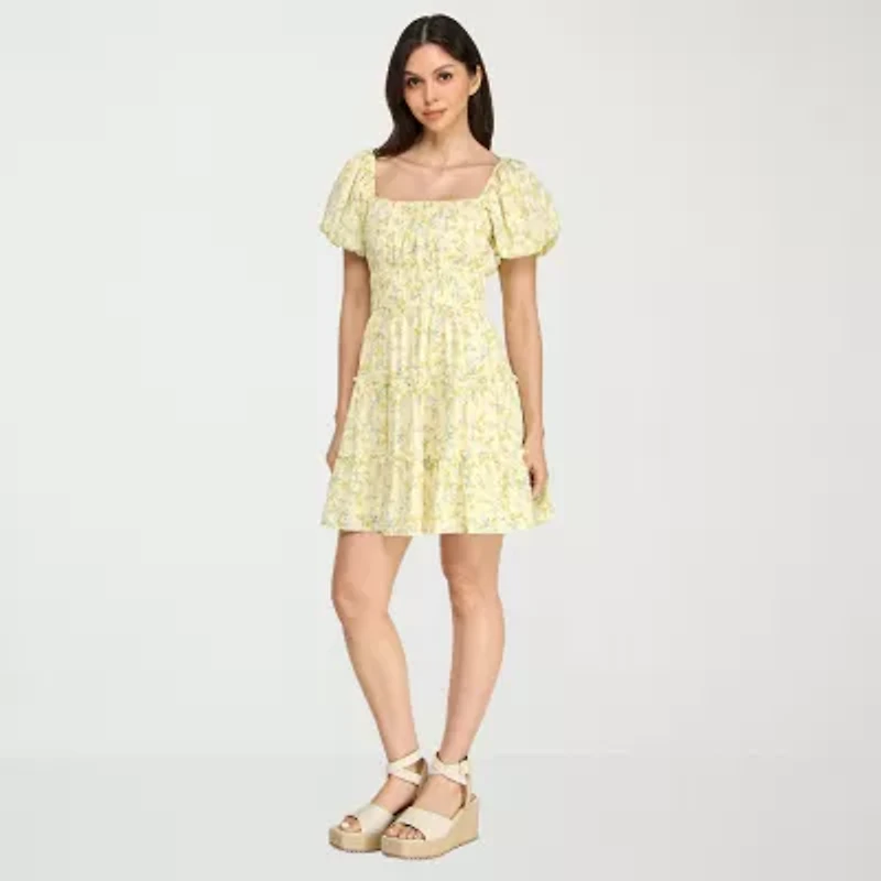 Trixxi Womens Juniors Short Sleeve Floral Fit + Flare Dress