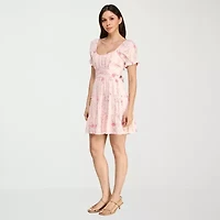 Trixxi Womens Juniors Short Sleeve Floral Fit + Flare Dress