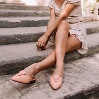 Journee Collection Mallorie Womens Pointed Mules