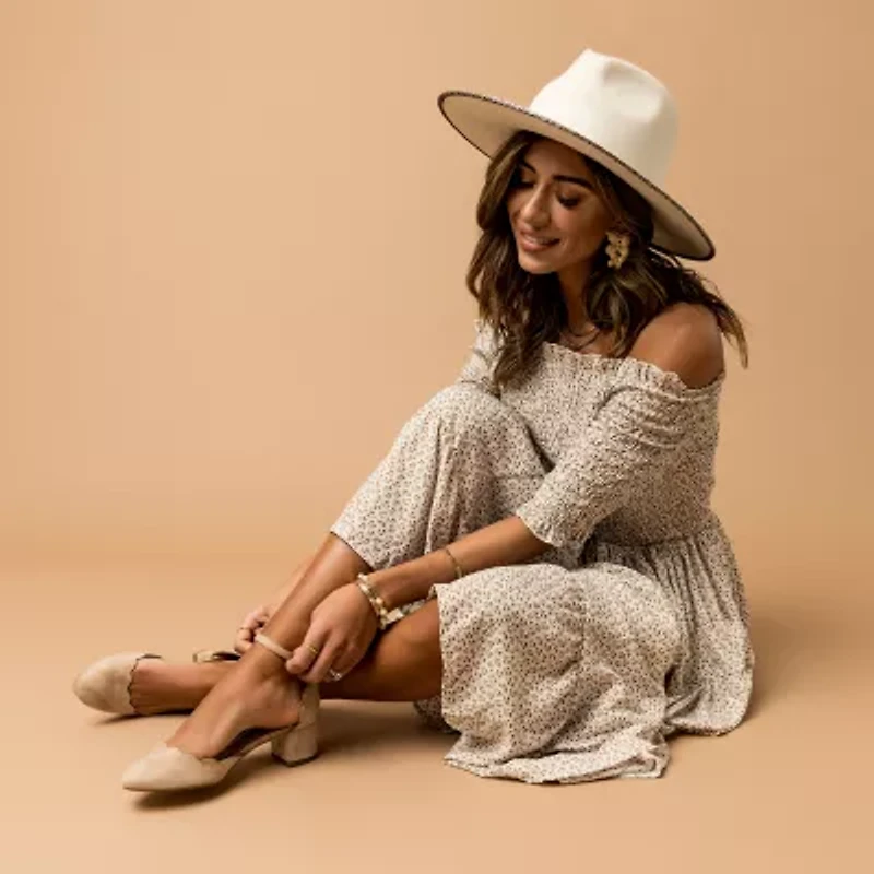 Journee Collection Womens Edna Heeled Sandals