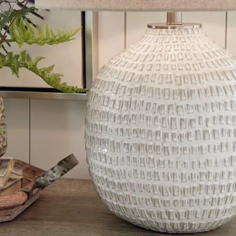Signature Design by Ashley® Jamon Ceramic Table Lamp