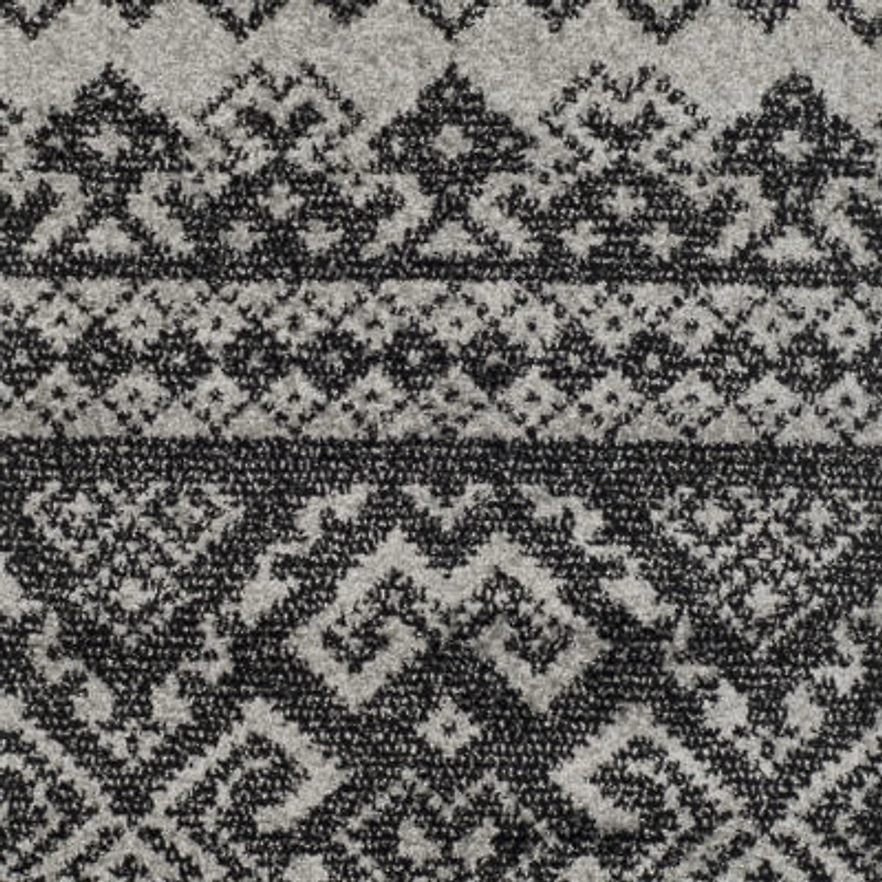 Safavieh Alicia Geometric Area Rug