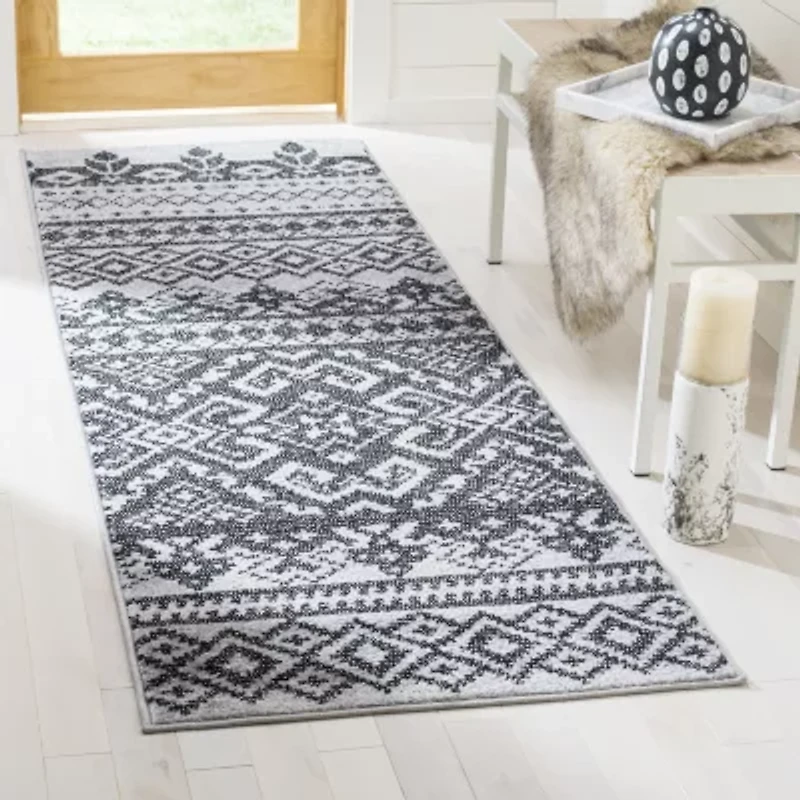 Safavieh Alicia Geometric Area Rug
