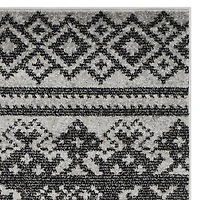 Safavieh Alicia Geometric Area Rug