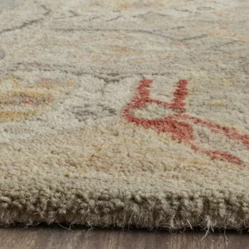 Safavieh Delores Traditional Area Rug