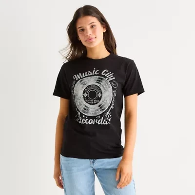 Womens Juniors Crew Neck Short Sleeve Boxy Fit Graphic T-Shirt