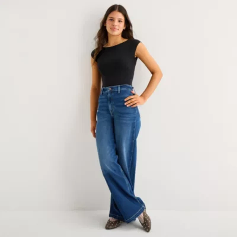 Arizona Womens Juniors Scoop Neck Sleeveless Bodysuit