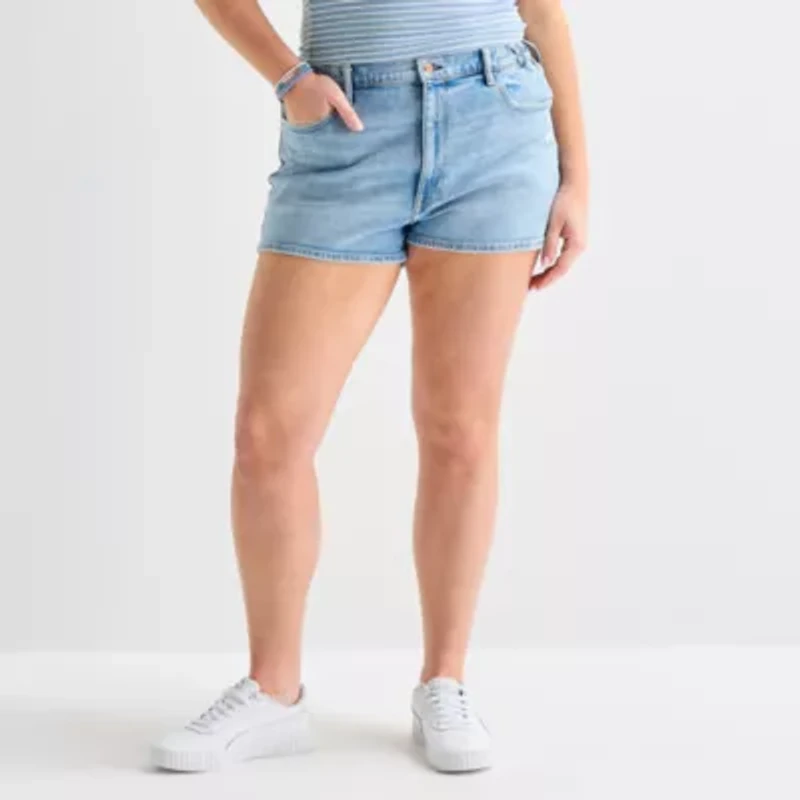Arizona Curvy Womens 2 1/2" Mid Rise Juniors Plus Denim Short