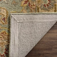 Safavieh Beatrice Traditional Area Rug