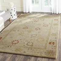 Safavieh Evelina Traditional Area Rug