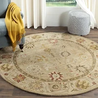 Safavieh Evelina Traditional Area Rug
