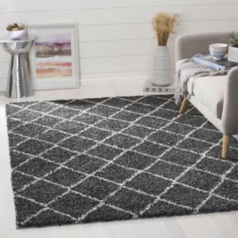 Safavieh Marla Geometric Area Rug
