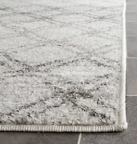 Safavieh Kelly Geometric Area Rug