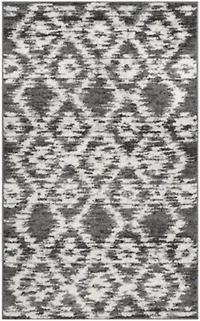 Safavieh Geordie Geometric Area Rug