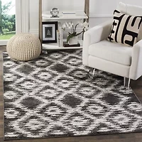 Safavieh Geordie Geometric Area Rug
