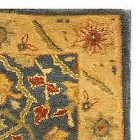 Safavieh Jaime Traditional Area Rug