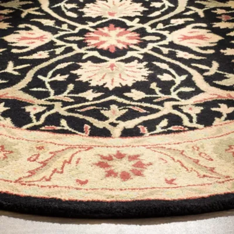 Safavieh Jaime Traditional Area Rug