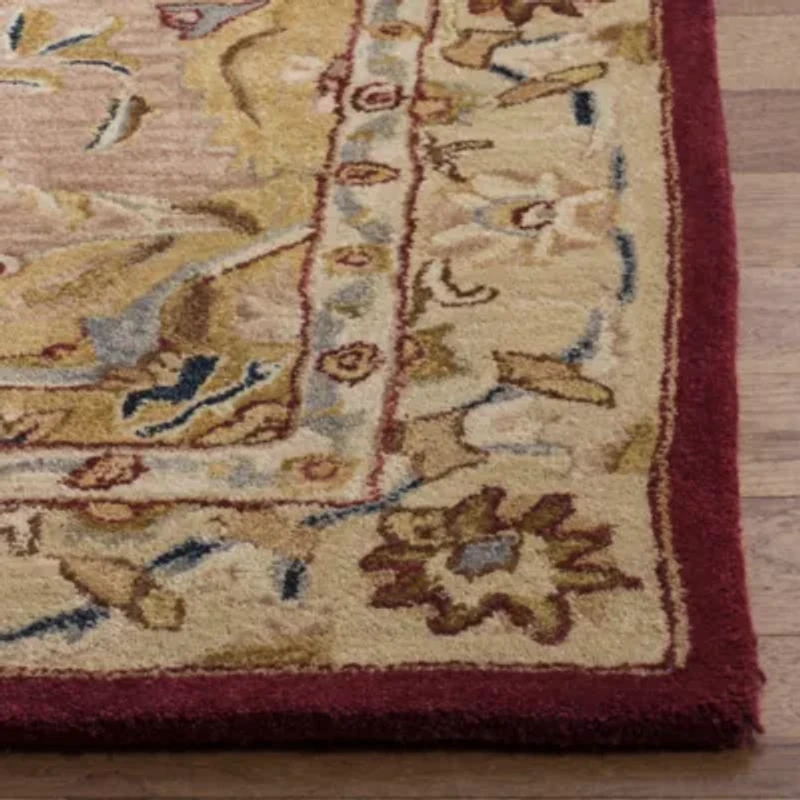 Safavieh Cassandra Traditional Area Rug