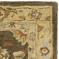 Safavieh Beuregard Traditional Area Rug