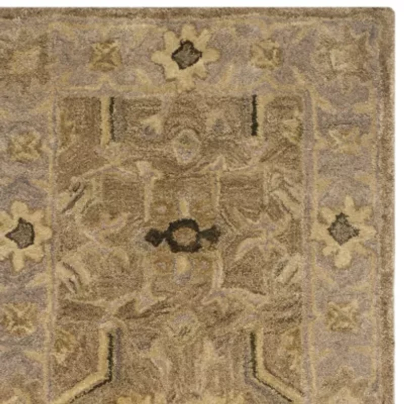 Safavieh Jeneka Traditional Area Rug