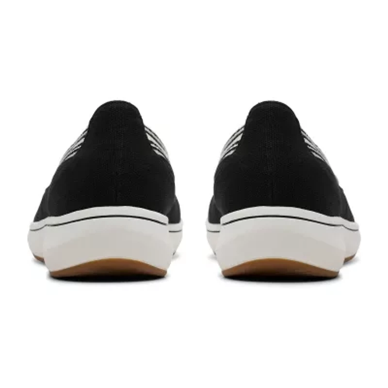 Clarks Cloudsteppers Breezesky Air Womens Round Slip-On Shoe