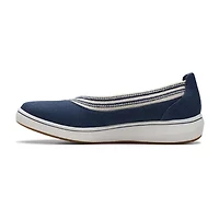 Clarks Cloudsteppers Breezesky Air Womens Round Slip-On Shoe