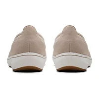 Clarks Cloudsteppers Breezesky Air Womens Round Slip-On Shoe