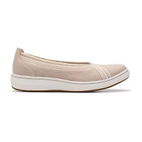 Clarks Cloudsteppers Breezesky Air Womens Round Slip-On Shoe