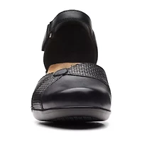 Clarks Emily Rae Womens Round Block Heel Pumps