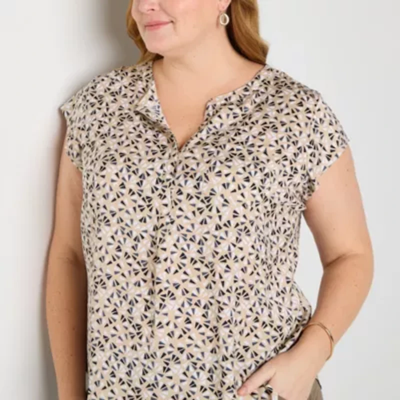Liz Claiborne Womens Split Crew Neck Short Sleeve Cap Regular Fit Plus Button-Down Shirt