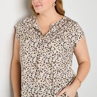 Liz Claiborne Womens Split Crew Neck Short Sleeve Cap Regular Fit Plus Button-Down Shirt