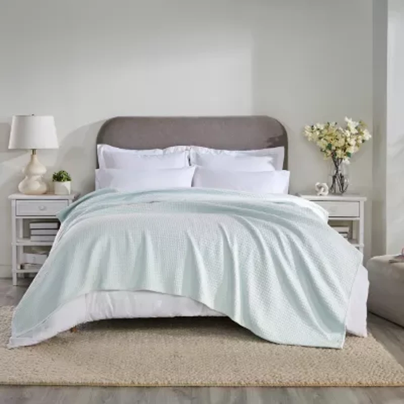 Better Trends Janiya Waffle Lightweight Blanket