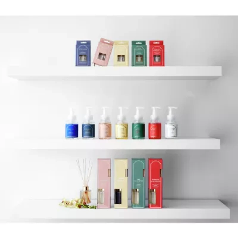 Distant Lands 8.5 oz. Sage Eucalyptus Foaming Hand Soap