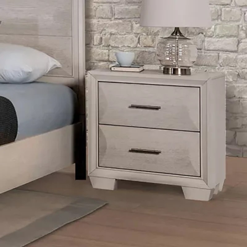 Hinwitz 2-Drawer Nightstand