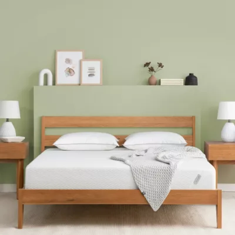 Tuft & Needle® 9.5" Foam Mattress a Box