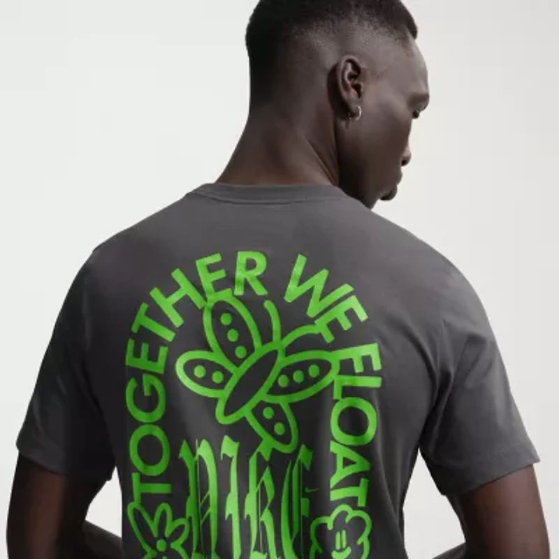 Nike Mens Crew Neck Short Sleeve Classic Fit Graphic T-Shirt