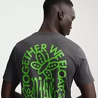 Nike Mens Crew Neck Short Sleeve Classic Fit Graphic T-Shirt