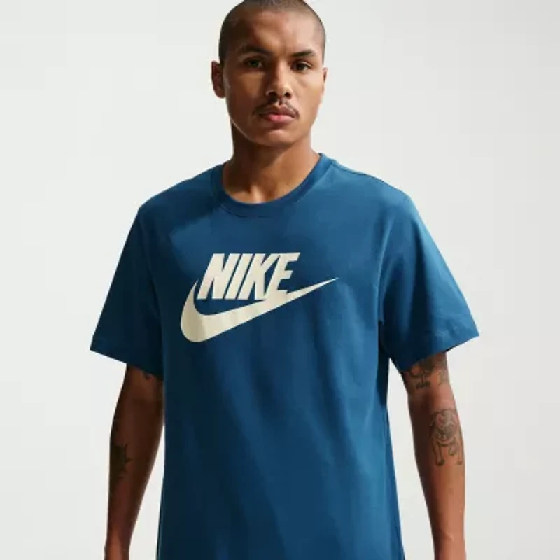 Nike Mens Crew Neck Short Sleeve Classic Fit Graphic T-Shirt