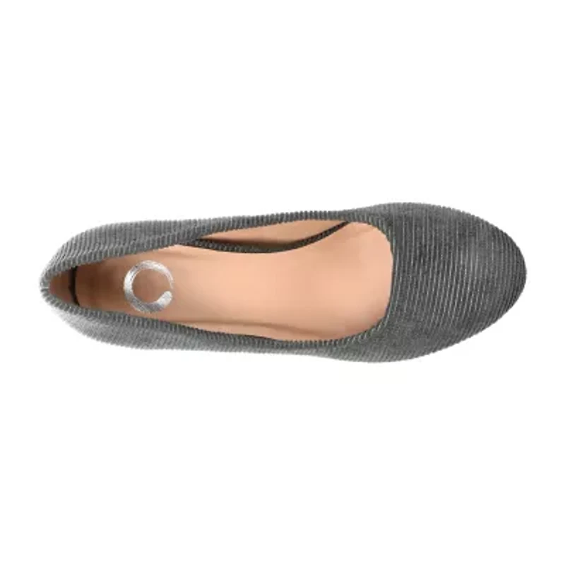 Journee Collection Fai Womens Round Closed Toe Block Heel Pumps
